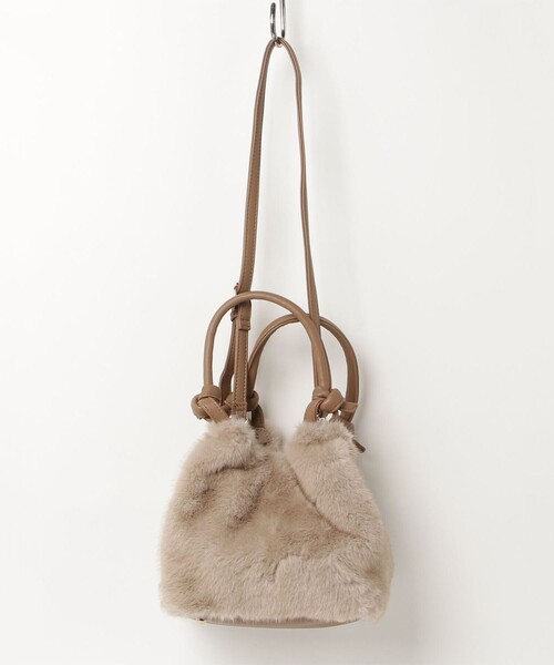 fredy emue（フレディエミュ）の「ノットハンドルファートートバッグ（ショルダーバッグ・レディース・グレイッシュベージュ/ベージュ・FREE）」の17枚目の写真