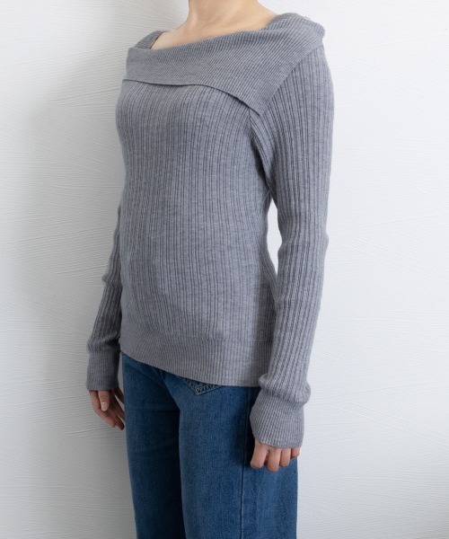 Miniministore(ミニミニストア)の「リブニットトップス オフショルダー 長袖(ニット/セーター・レディース・ベージュ/ブラック/グレー/アイボリー/ホワイト/ワインレッド・FREE)」の19枚目の写真