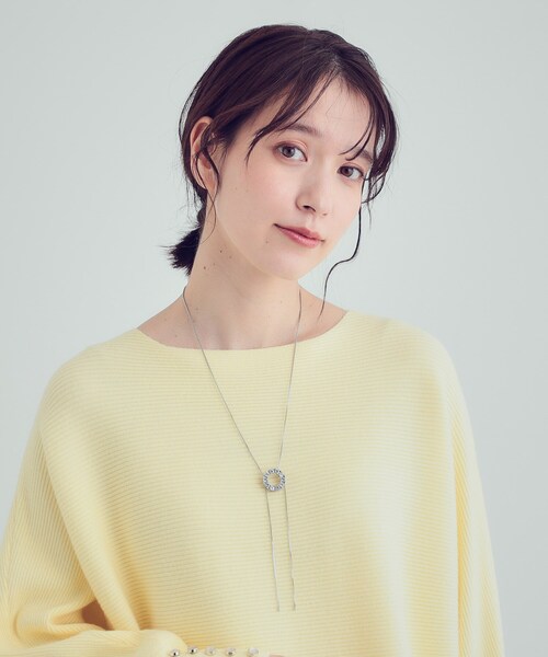 SHOO・LA・RUE（シューラルー）の「ビジューループタイネックレス（ネックレス・レディース・シルバー系その他/ゴールド/シルバー・00）」の4枚目の写真