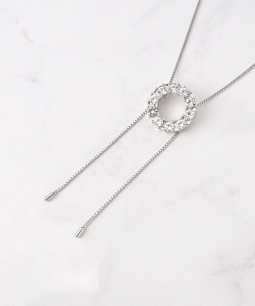 SHOO・LA・RUE（シューラルー）の「ビジューループタイネックレス（ネックレス・レディース・シルバー系その他/ゴールド/シルバー・00）」の5枚目の写真