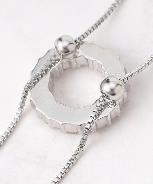 SHOO・LA・RUE（シューラルー）の「ビジューループタイネックレス（ネックレス・レディース・シルバー系その他/ゴールド/シルバー・00）」の9枚目の写真