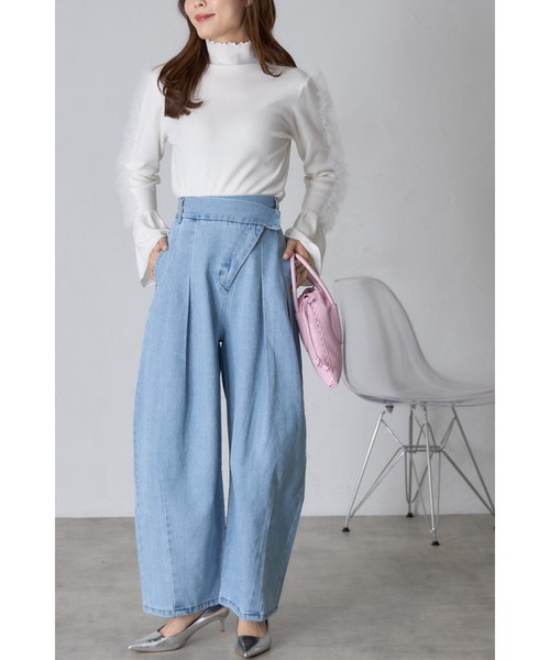 &. NOSTALGIA（アンドドットノスタルジア）の「【ZOZO限定】アシメタックデニムパンツ（デニムパンツ・レディース・インディゴブルー/ライトブルー・M）」の3枚目の写真