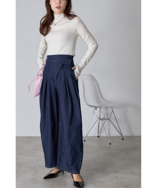 &. NOSTALGIA（アンドドットノスタルジア）の「【ZOZO限定】アシメタックデニムパンツ（デニムパンツ・レディース・インディゴブルー/ライトブルー・M）」の9枚目の写真