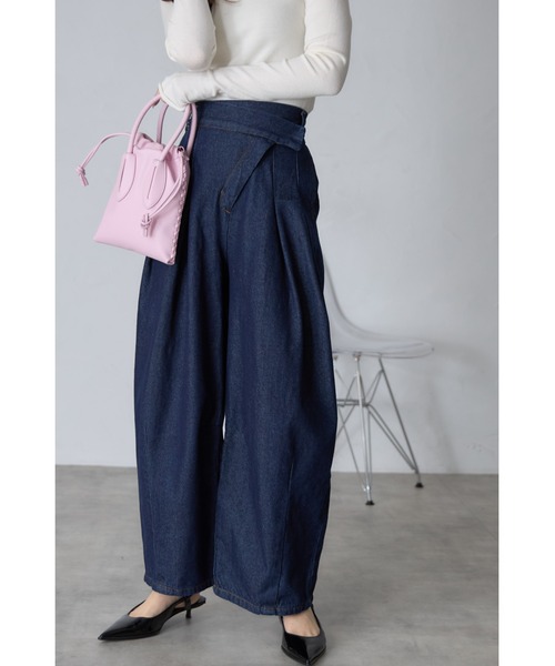 &. NOSTALGIA（アンドドットノスタルジア）の「【ZOZO限定】アシメタックデニムパンツ（デニムパンツ・レディース・インディゴブルー/ライトブルー・M）」の12枚目の写真