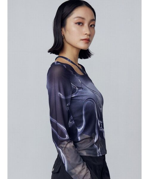 EMODA（エモダ）の「シアーチョーカーネックトップ（Tシャツ/カットソー・レディース・ブラック/ブルー/ネイビー・FREE）」の7枚目の写真