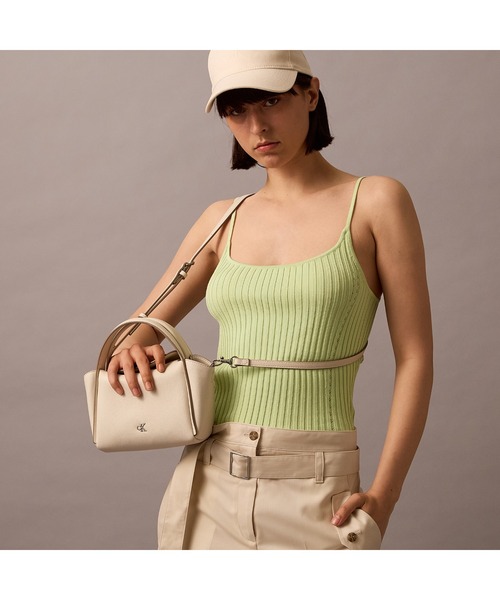 Calvin Klein（カルバン・クライン）の「バッグ - ティモールティナバッグ（ハンドバッグ・レディース・シルバー系/ブラック・FREE）」の11枚目の写真