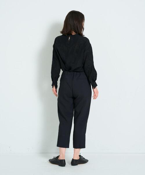 ADIEU TRISTESSE（アデュートリステス）の「◆ハーフイージーテーパードパンツ（その他パンツ・レディース・ネイビー/ブラック・36/38/40）」の6枚目の写真