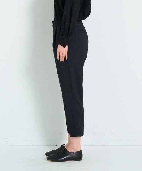 ADIEU TRISTESSE（アデュートリステス）の「◆ハーフイージーテーパードパンツ（その他パンツ・レディース・ネイビー/ブラック・36/38/40）」の4枚目の写真