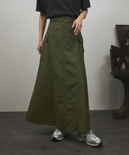 SALON adam et rope'（サロン アダム エ ロペ）の「【ZOZOTOWN限定】[S-Lサイズ展開]カーゴポケットスカート（スカート・レディース・ブラック/ベージュ/カーキ・S/M/L）」の3枚目の写真