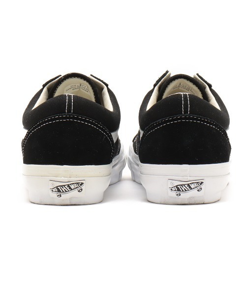 VANS(バンズ)の「VANS LX Old Skool / ヴァンズ エルエックス オールド スクール(スニーカー・メンズ・ブラック・29.0cm/28.5cm/28.0cm/27.5cm/27.0cm/26.5cm/26.0cm/23.0cm/23.5cm/24.0cm/24.5cm/25.0cm/25.5cm)」の3枚目の写真