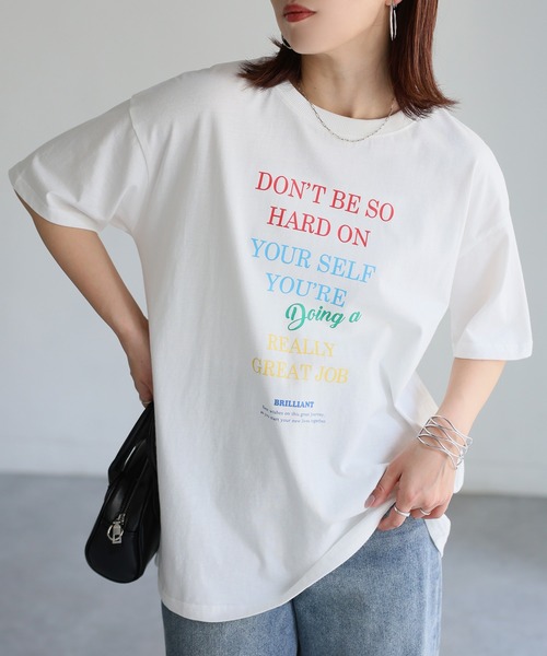 Riberry(リベリー)の「マルチカラーロゴプリント半袖ビッグTシャツ(Tシャツ/カットソー・レディース・ブラック/ホワイト・FREE)」の3枚目の写真