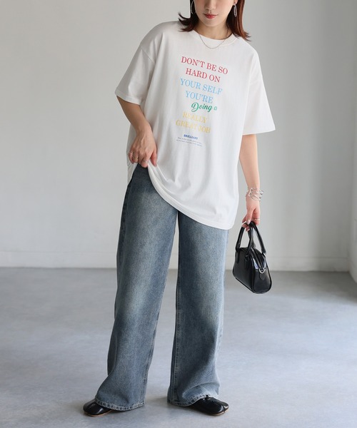 Riberry(リベリー)の「マルチカラーロゴプリント半袖ビッグTシャツ(Tシャツ/カットソー・レディース・ブラック/ホワイト・FREE)」の18枚目の写真