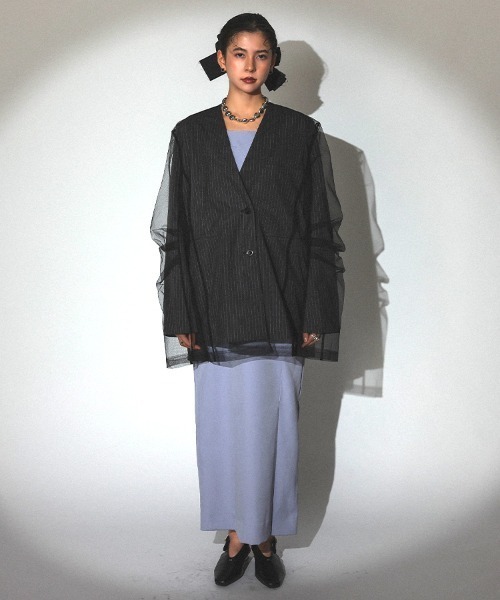 DONOBAN(ドノバン)の「【ANDRESD】stripe layered tulle jacket 結婚式 ジャケット オケージョン お呼ばれ 二次会 成人式 同窓会(ノーカラージャケット・レディース・チャコールグレー/ベージュ・M/S/L)」の6枚目の写真