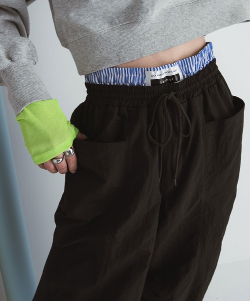 bohmal（ボマール）の「カーブレイヤードナイロンパンツ（その他パンツ・レディース・ホワイト/ブラック・FREE）」の9枚目の写真