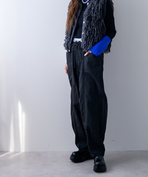 bohmal（ボマール）の「カーブレイヤードナイロンパンツ（その他パンツ・レディース・ホワイト/ブラック・FREE）」の21枚目の写真