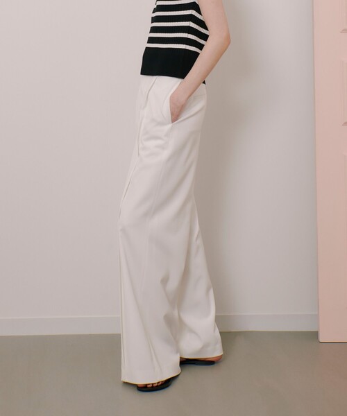 LOULOU WILLOUGHBY(ルルウィルビー)の「【LOULOU WILLOUGHBY】タックステッチワイドパンツ(その他パンツ・レディース・ブラック/オフホワイト/カーキ・1/2)」の16枚目の写真