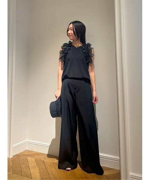 LOULOU WILLOUGHBY✨タック　ワイドパンツ　ブラック　2 LOULOU WILLOUGHBY】アシメタックワイドパンツ|allureville