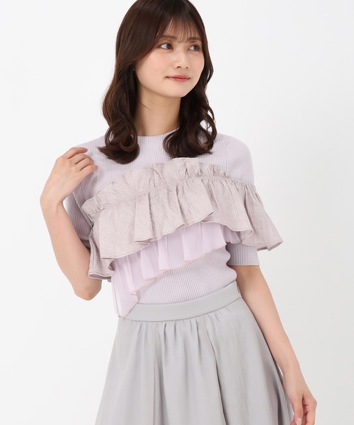 MISCH MASCH(ミッシュマッシュ)の「アシンメトリー2wayフリルニット(ニット/セーター・レディース・ホワイト/ブラック/ラベンダー・フリ-)」の4枚目の写真