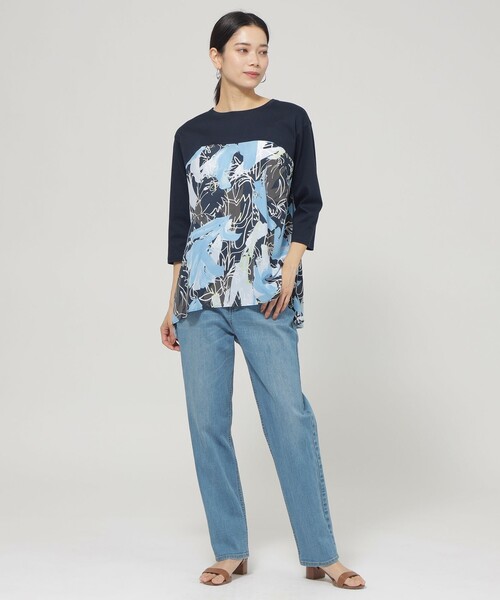 EVEX by KRIZIA(エヴェックスバイクリツィア)の「【L】【ウォシャブル】フラワープリントコンビカットソー(Tシャツ/カットソー・レディース・ブルー系その他2/ダークネイビー・44)」の4枚目の写真