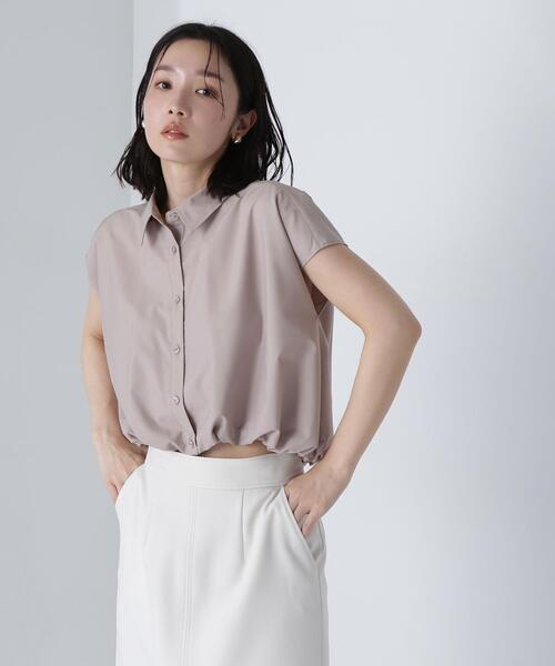 NATURAL BEAUTY BASIC(ナチュラルビューティーベーシック)の「◇クロップドドルマンシャツ(シャツ/ブラウス・レディース・ベージュ/オフホワイト/ブルー・SMALL/MEDIUM)」の1枚目の写真