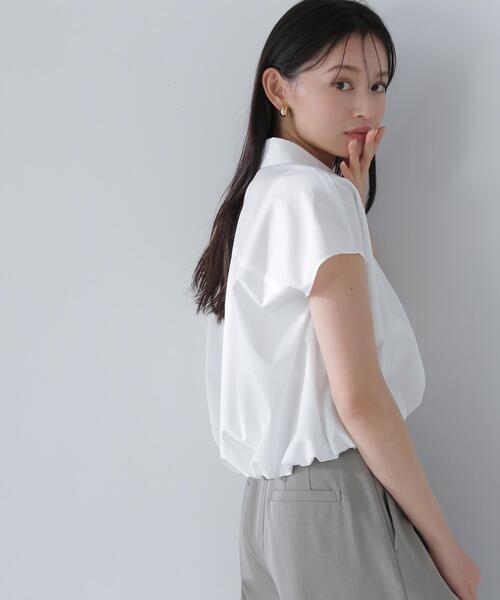 NATURAL BEAUTY BASIC(ナチュラルビューティーベーシック)の「◇クロップドドルマンシャツ(シャツ/ブラウス・レディース・ベージュ/オフホワイト/ブルー・SMALL/MEDIUM)」の8枚目の写真