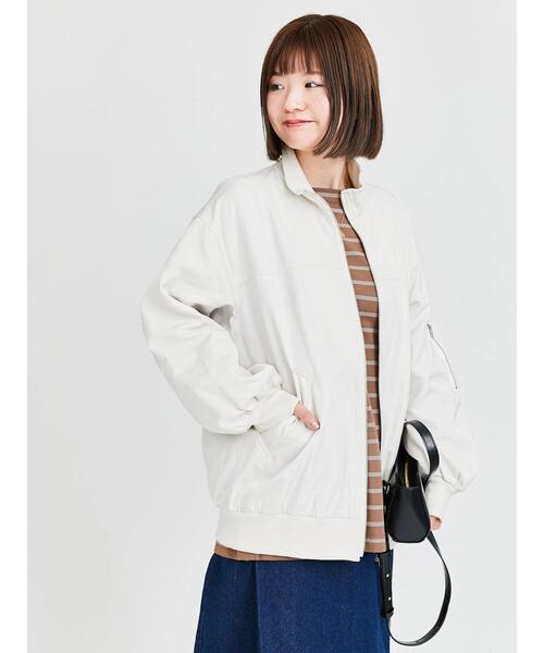 Lugnoncure(ルノンキュール)の「スタンドカラーミリタリーブルゾン(ブルゾン・レディース・オフホワイト/カーキ/ベージュ・F)」の19枚目の写真
