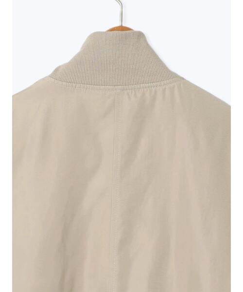 Lugnoncure(ルノンキュール)の「スタンドカラーミリタリーブルゾン(ブルゾン・レディース・オフホワイト/カーキ/ベージュ・F)」の5枚目の写真