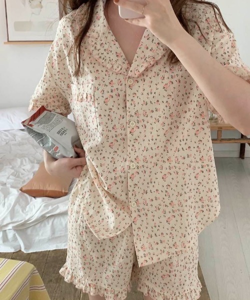 Teem Store(チームストア)の「【2点セット】ゆったり前開きルームウェア フリルパジャマ 半袖 ショートパンツ 花柄 春夏(ルームウェア/パジャマ・レディース・ピンク系/ピンク/レッド/イエロー/ブルー系/パープル/ブルー・M/L)」の6枚目の写真