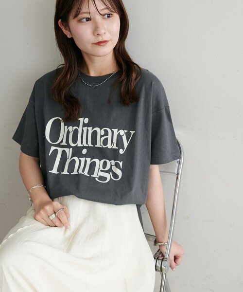 DISCOAT(ディスコート)の「【WEB限定】OrdinaryロゴプリントTシャツ(Tシャツ/カットソー・レディース・ホワイト/ホワイト系その他/チャコールグレー・MEDIUM)」の18枚目の写真