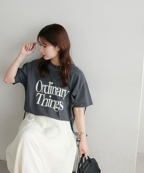 DISCOAT(ディスコート)の「【WEB限定】OrdinaryロゴプリントTシャツ(Tシャツ/カットソー・レディース・ホワイト/ホワイト系その他/チャコールグレー・MEDIUM)」の19枚目の写真