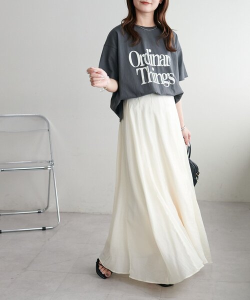 DISCOAT(ディスコート)の「【WEB限定】OrdinaryロゴプリントTシャツ(Tシャツ/カットソー・レディース・ホワイト/ホワイト系その他/チャコールグレー・MEDIUM)」の21枚目の写真