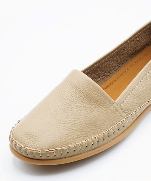 enchanted（エンチャンテッド）の「《APOM》本革アンライニングモカシン（スリッポン・レディース・ホワイト/ベージュ/ブラック/シルバー・38/39/40/41/37/36/35）」の18枚目の写真