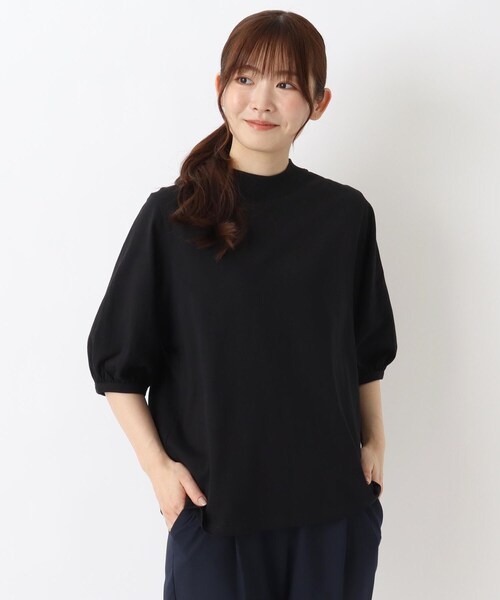 one'sterrace(ワンズテラス)の「パフスリーブ 綿カットソープルオーバー(Tシャツ/カットソー・レディース・ライトグリーン系/ブラック系8/ネイビー系5/アイボリー系8/ベージュ系その他7/レッド系9・02)」の2枚目の写真
