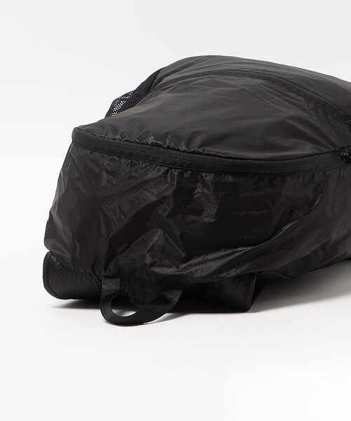 WEEKEND(ER)(ウィークエンダー)の「【別注】<WEEKEND(ER)>パッカブル バックパック(ショルダーバッグ・メンズ・ブラック・FREE)」の4枚目の写真
