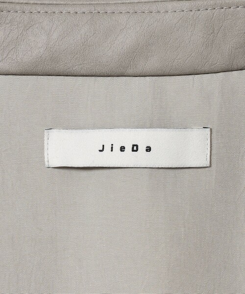 JIEDA(ジエダ)の「<JieDa> レザーライク ジャケット(ブルゾン・メンズ・ブラック/ライトグレー・1/2)」の16枚目の写真