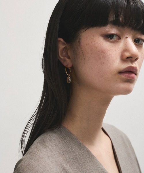 ADAM ET ROPE'（アダムエロペ）の「LES BIJOUX ガラスビーズフープピアス（ピアス（両耳用）・レディース・シルバー/ゴールド・FREE）」の4枚目の写真