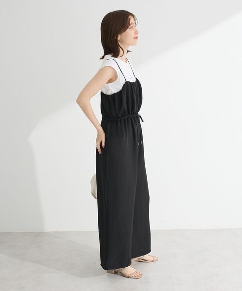 Green Parks(グリーンパークス)の「胸元バルーンウエストリボンサロペット(サロペット/オーバーオール・レディース・ライトベージュ/ブラック・FREE)」の16枚目の写真