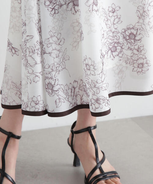 PROPORTION BODY DRESSING（プロポーションボディドレッシング）の「モノトーンシアーフラワースカート / 1215120505（スカート・レディース・ブラウン/ダークグレー・SMALL/MEDIUM/X-SMALL）」の20枚目の写真