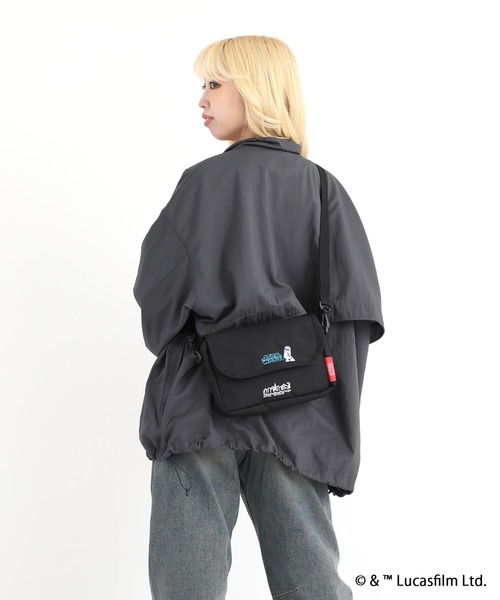 Manhattan Portage（マンハッタンポーテージ）の「FAR ROCKAWAY BAG MAGNET 2025 ／STAR WARS（ショルダーバッグ・メンズ・ブラック・X-SMALL）」の3枚目の写真