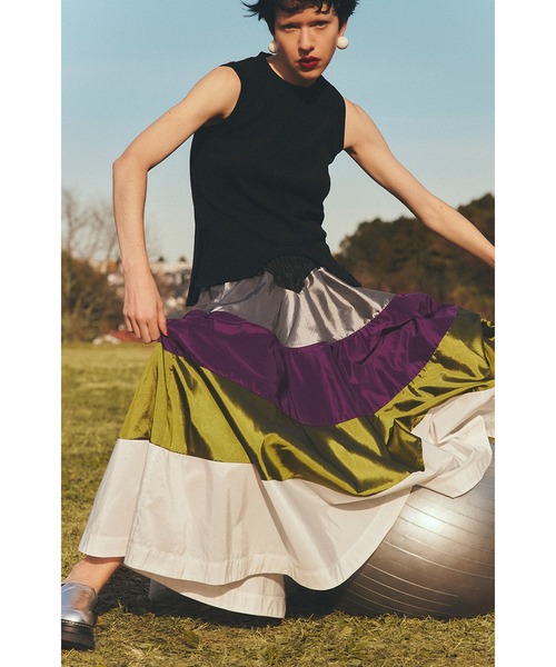 MULTI BORDER VOLUME SK（スカート）｜OMMO（オーエムエムオー）の