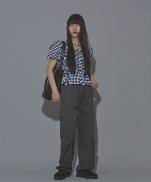 Nu(ニュー)の「【Nu】ボートネックシャーリングブラウス(シャツ/ブラウス・レディース・グリーン/オフホワイト/チェック・M)」の10枚目の写真