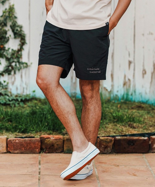 1minute 1second（ワンミニットワンセカンド）の「mp13519-Cursive embroidery nylon swim shorts ナイロンショーツ（その他パンツ・メンズ・チャコール/オリーブ/ブラック・S/M/L/XL）」の4枚目の写真