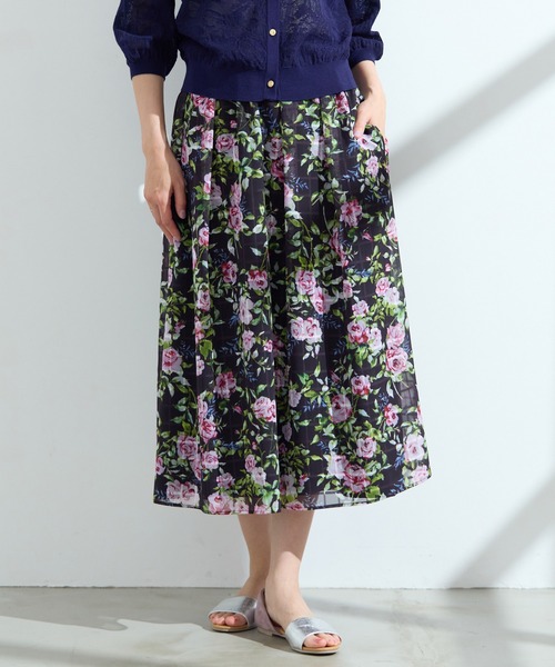 大きい✨️ローズティアラ マキシ丈 ロング スカート フレア 花柄 パッチワーク Rose Tiara（ローズティアラ）の「【手洗いOK/セットアップ可】ローズ