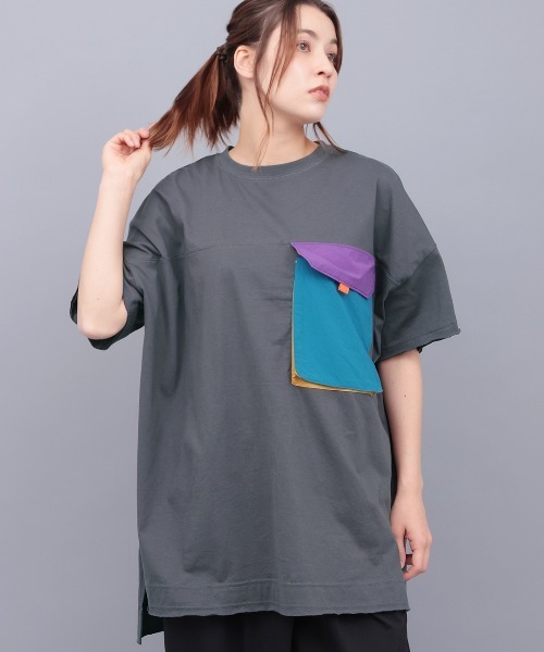 チチカカ（チチカカ）の「ナイロンビッグポケットＴシャツ（Tシャツ/カットソー・メンズ・グレー/チャコールグレー/グリーン・FREE）」の2枚目の写真