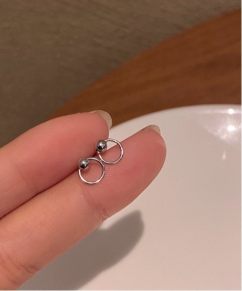 MASHIRO（マシロ）の「【MASHIRO】サークルドットモチーフワンポイントピアス（MA/EK198）（ピアス（両耳用）・レディース・シルバー・FREE）」の2枚目の写真