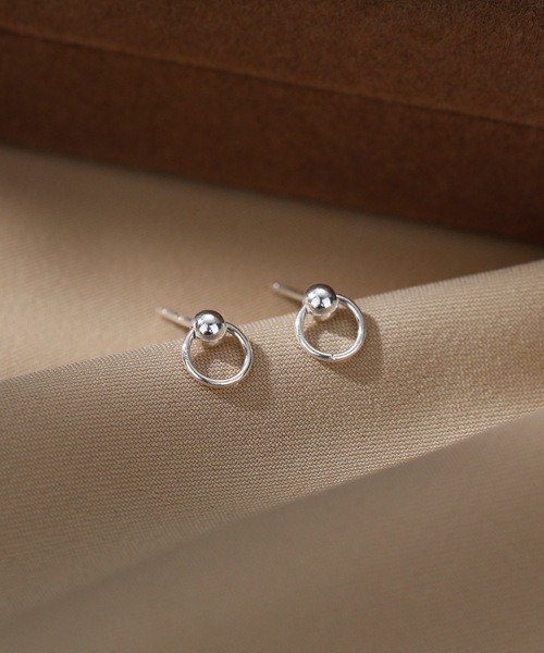 MASHIRO（マシロ）の「【MASHIRO】サークルドットモチーフワンポイントピアス（MA/EK198）（ピアス（両耳用）・レディース・シルバー・FREE）」の6枚目の写真
