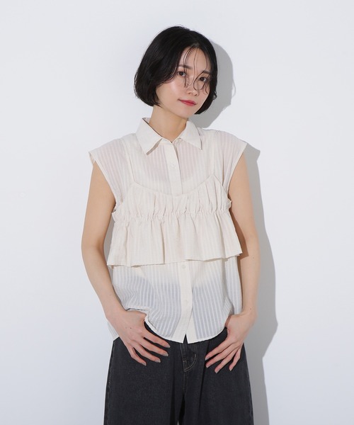 N.（N. Natural Beauty Basic）（エヌエヌナチュラルビューティーベーシック）の「ビスチェレイヤードフレンチスリーブシャツ（シャツ/ブラウス・レディース・オフホワイト/ブルー/ブラウン・MEDIUM）」の8枚目の写真