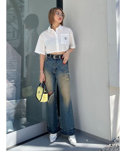 EVRIS（エヴリス）の「ワンポイントショートシャツ（シャツ/ブラウス・レディース・ホワイト/ブルー・FREE）」の8枚目の写真