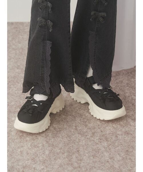 merry jenny（メリージェニー）の「ribbonジャガードスニーカー（スニーカー・レディース・ブルー/オフホワイト/ブラック・MEDIUM/LARGE）」の11枚目の写真