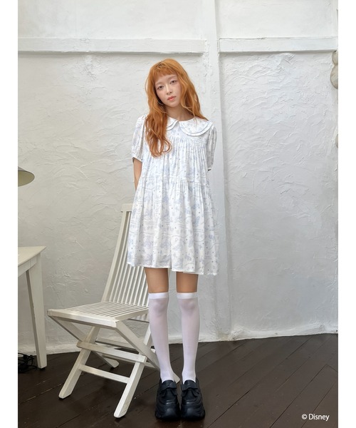 Disney(ディズニー)の「【Disney】ふしぎの国のアリス/トワル・ドゥ・ジュイSTYLEダブルカラーワンピース(ワンピース・レディース・ネイビー/ブルー・FREE)」の14枚目の写真
